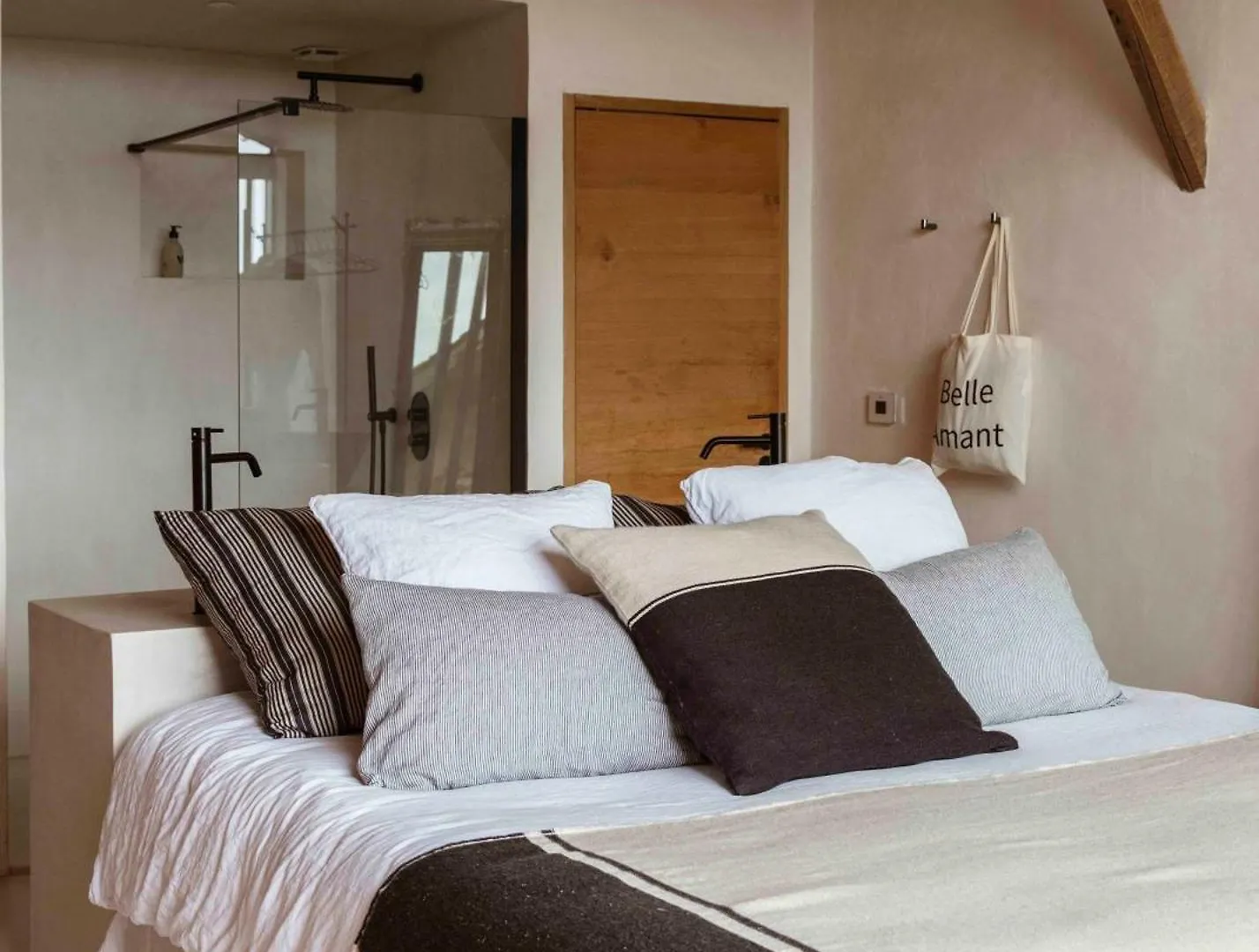 Maison Bellamant Alan 0*,